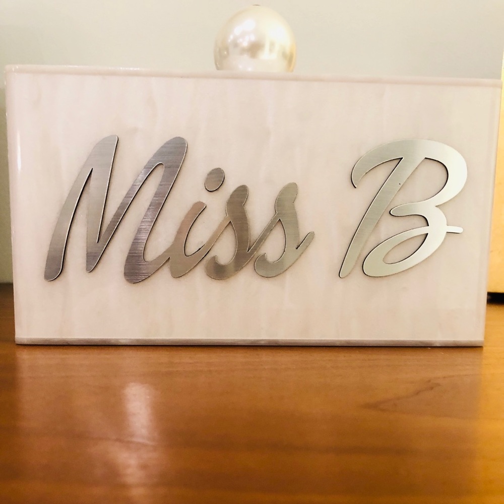 Lola basso acrylic clutch